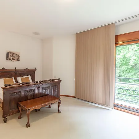 The Hills And 4* Beograd