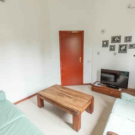 The Hills And 4* Beograd